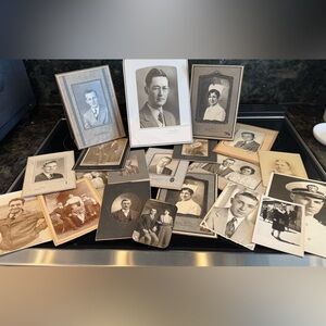 Vintage Black & White Portrait Photos 20+